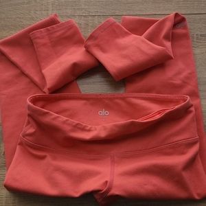 Alo yoga pink leggings small